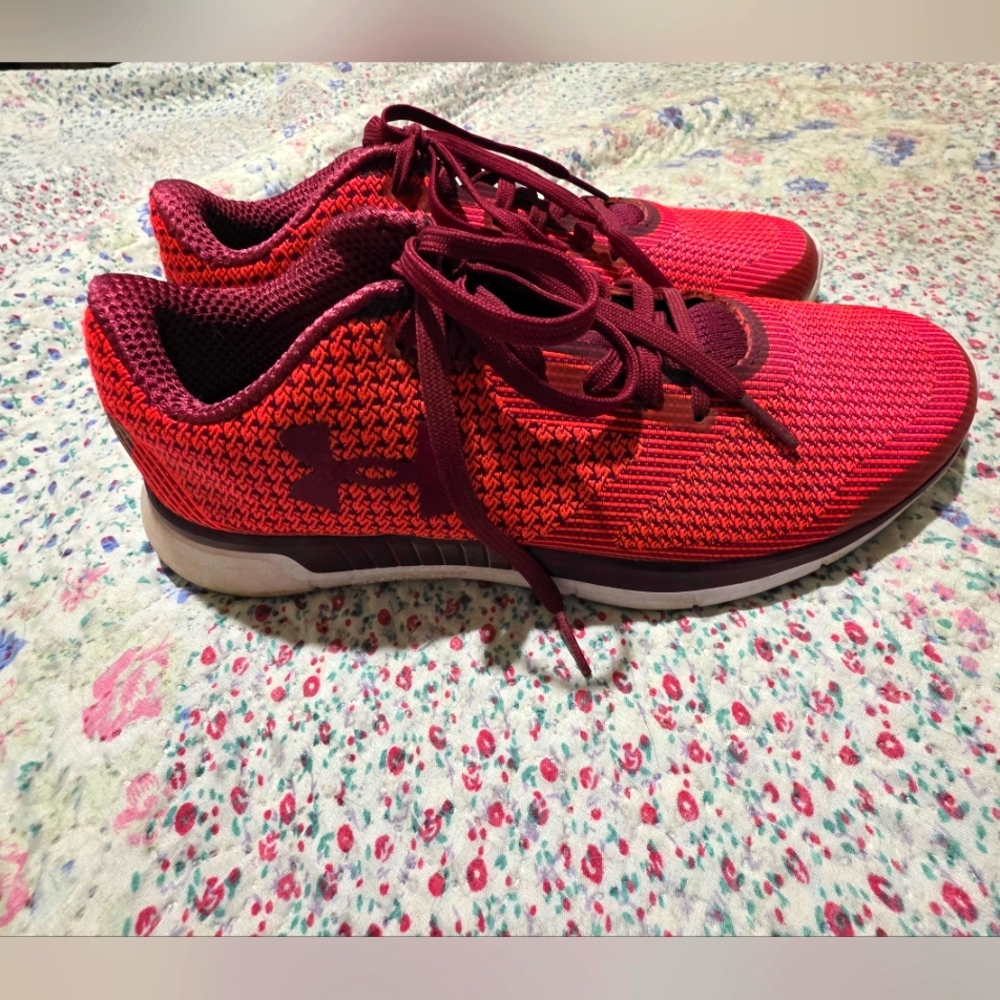 Under Armour Women's Red Athletic Shoes